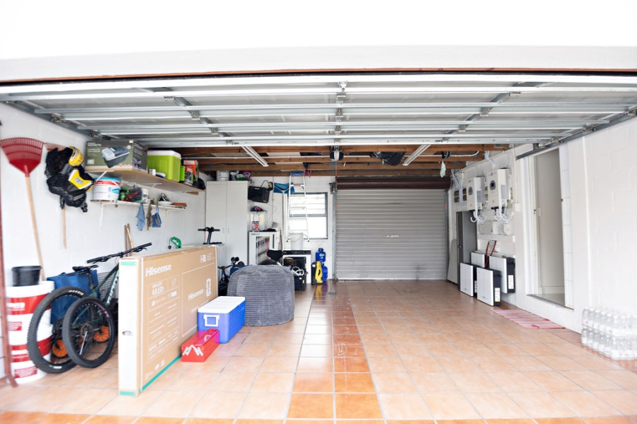 4 Bedroom Property for Sale in De Bron Western Cape